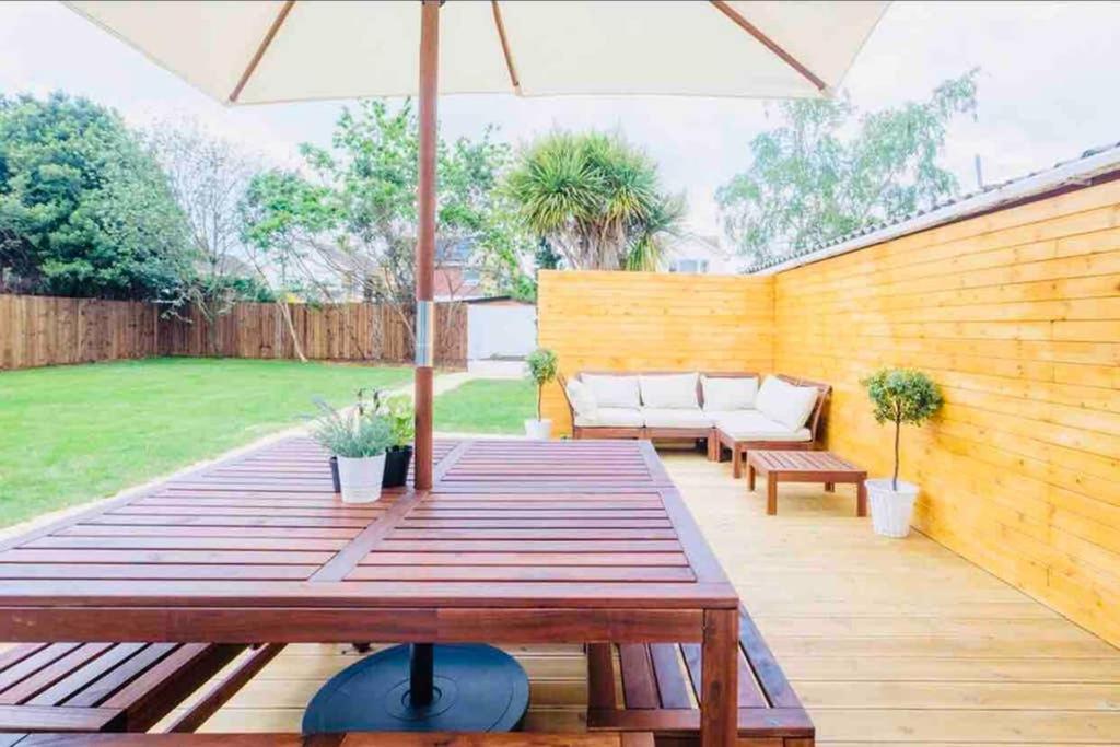 Gorgeous Luxury Chalet, New Forest & Coast & Hordle Exterior foto